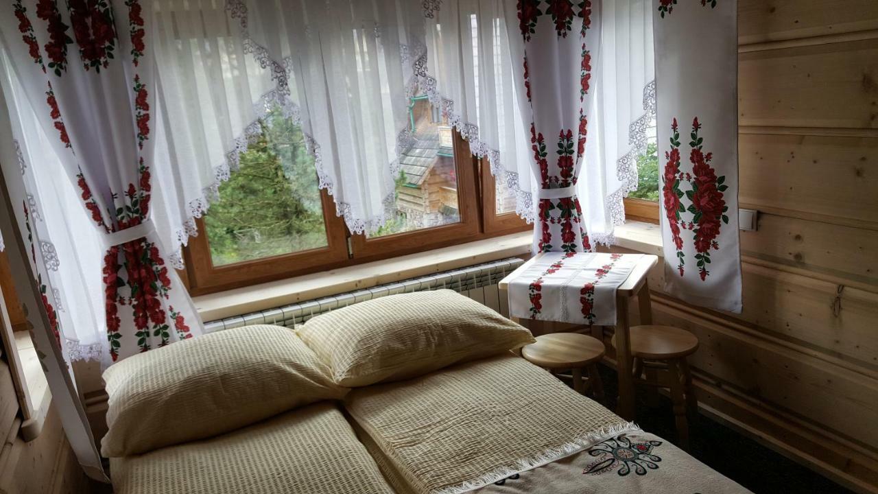 Pokoje Goscinne Pod Limbami Ciche Małe エクステリア 写真