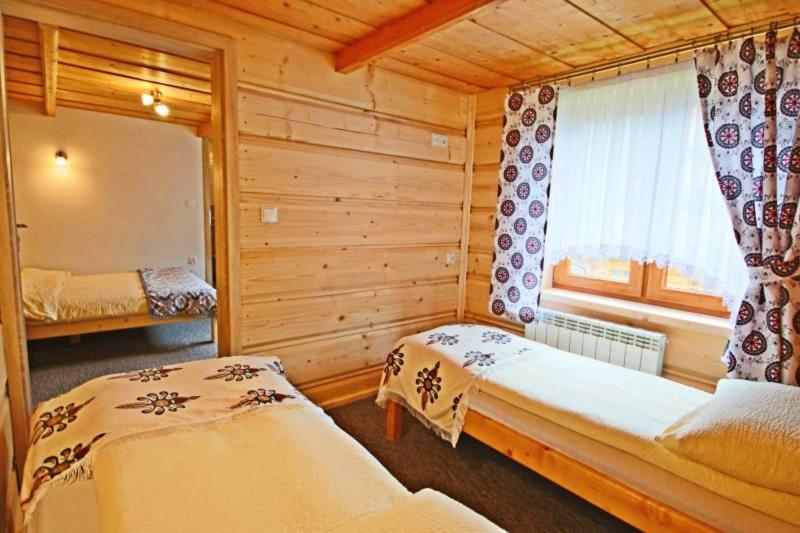 Pokoje Goscinne Pod Limbami Ciche Małe エクステリア 写真